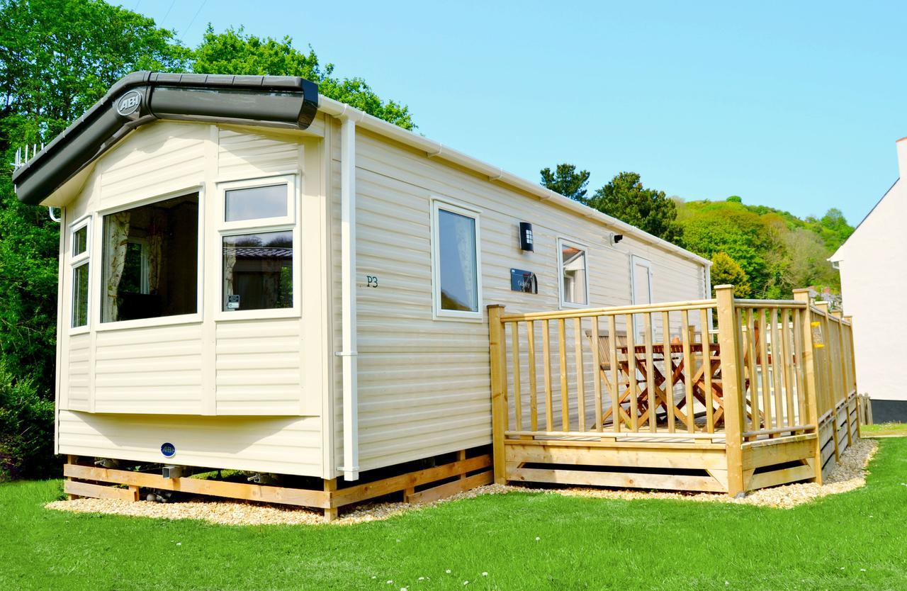 Hele Valley Holiday Park Ilfracombe Exterior foto